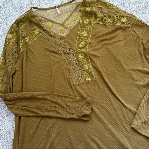 Free People Lola Lace Trim Top In Alchemy Khaki - Picture 6 of 7
